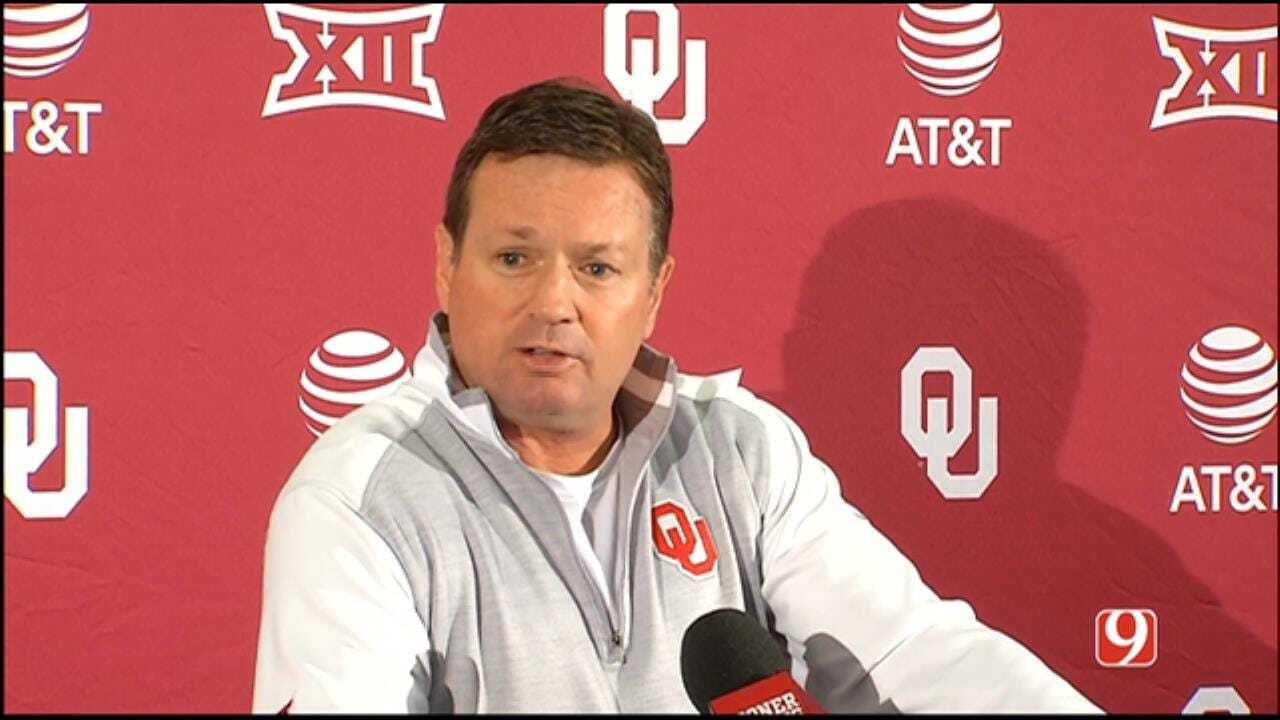 WATCH: Bob Stoops' Weekly News Conference Following WVU Win