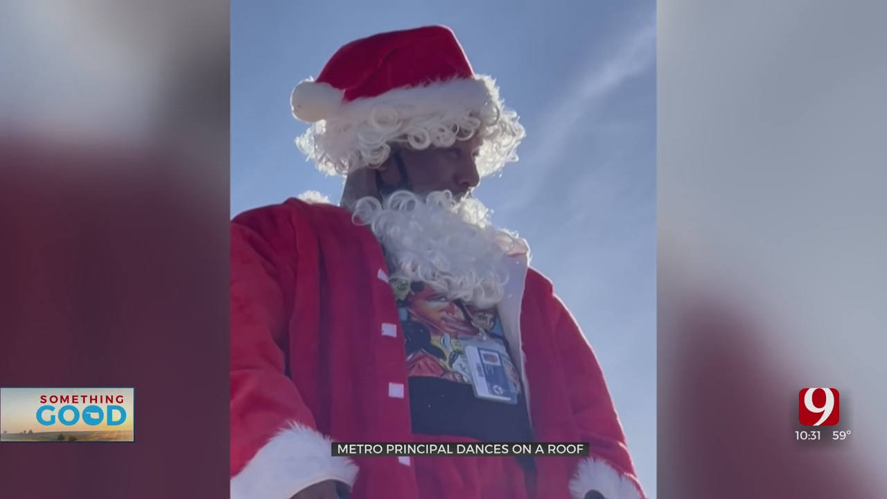 Metro Principal Dressed As Santa Dances On Roof 